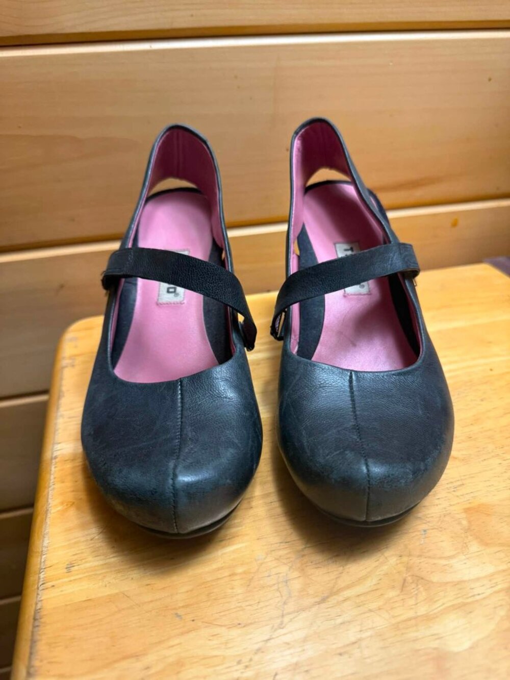 Tsubo Heels Black Size 6